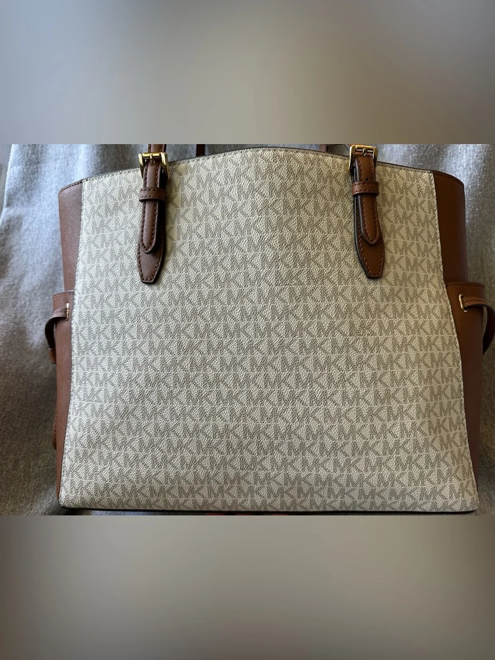 🔥🔥 NWT/ Pristine‎ Condition Michael Kors Gilly Large Tote Bag 🔥🔥